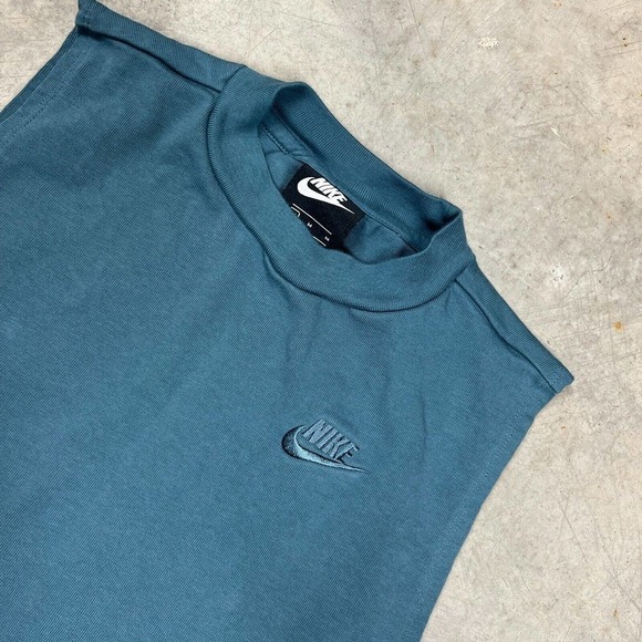 Nike Womens Sleeveless Tank Top Tunic Shirt Jersey Heavy Knit Medium Blue - Picture 3 of 8